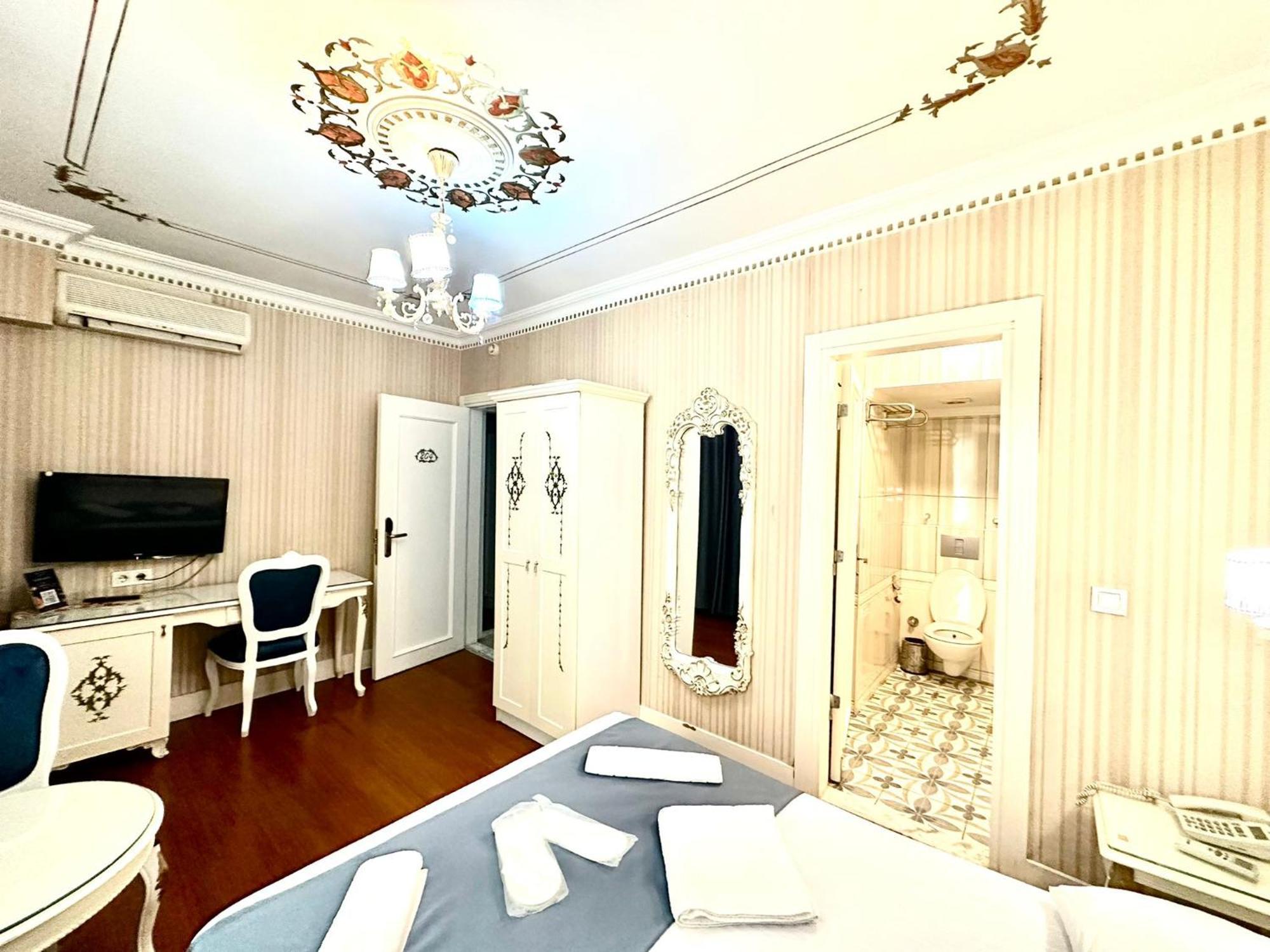 Alyon Hotel Taksim Istambul Exterior foto