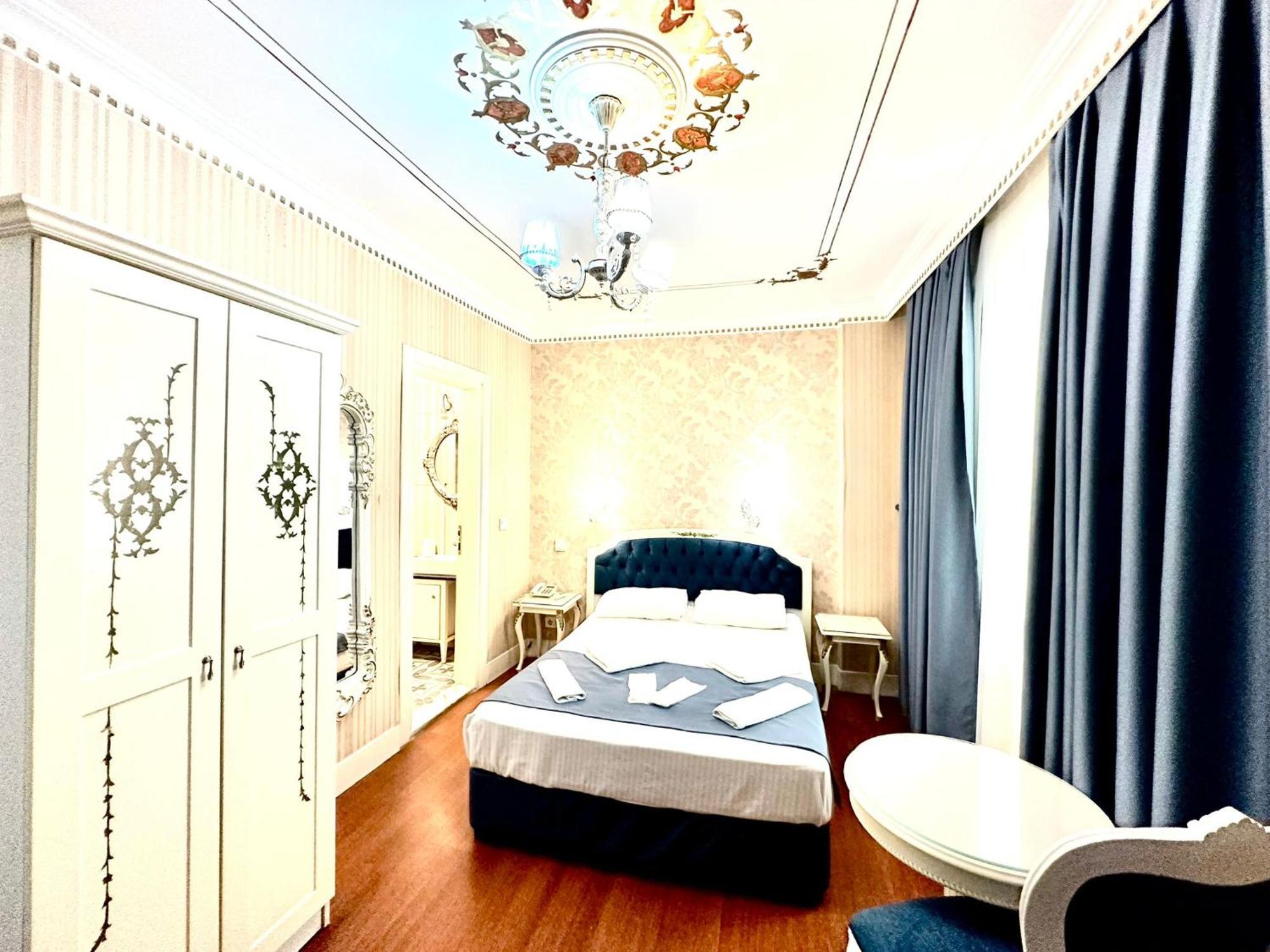Alyon Hotel Taksim Istambul Exterior foto