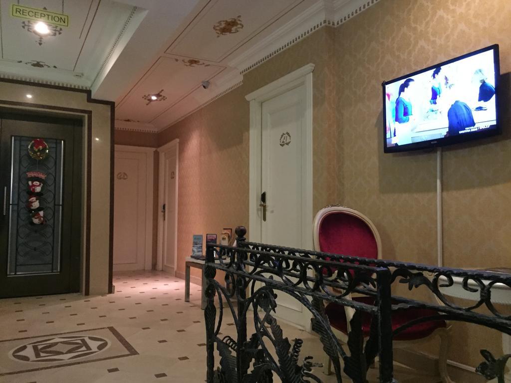 Alyon Hotel Taksim Istambul Exterior foto